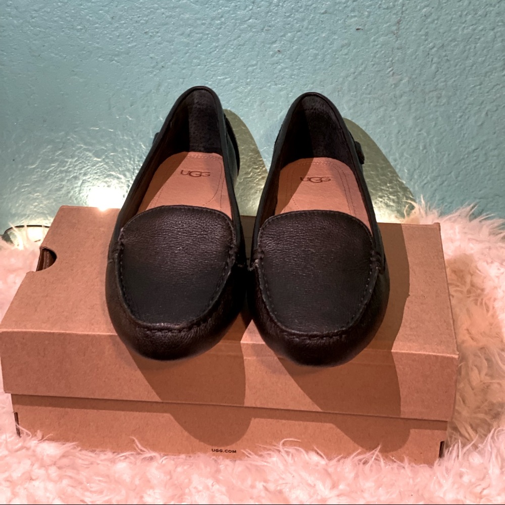 NWT UGG Flores driving loafers